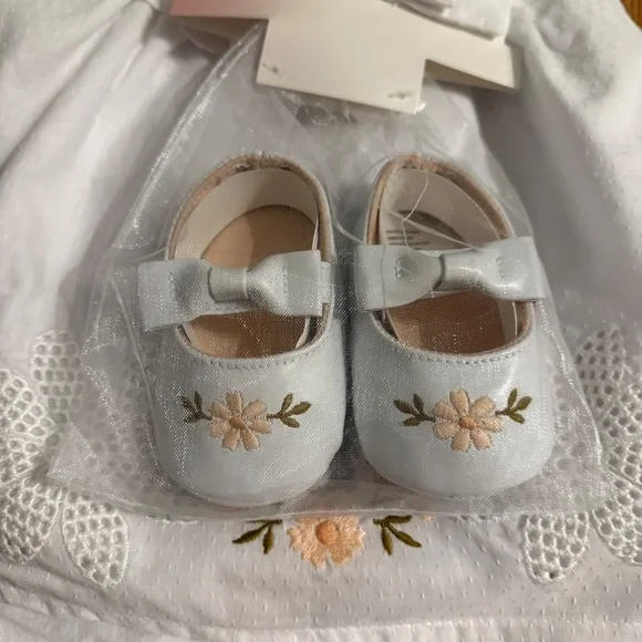 Happily Grey Baby Girl Easter Bunny Dress With Matching Shoes & Diaper Cover - Picture 4 of 13